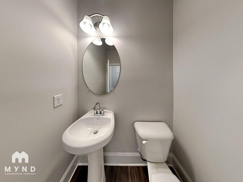 Building Photo - 4030 Maypop Ln