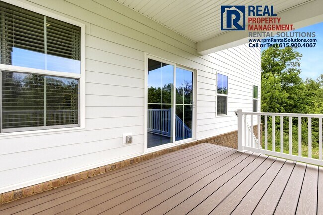 Building Photo - Great 4 bd 2.5 ba with attached garage and large deck!