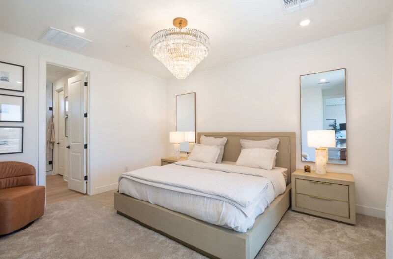 Building Photo - 2121 W Sonoran Desert Dr