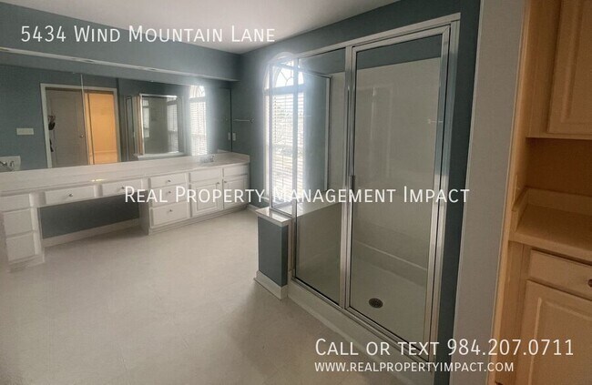 Building Photo - 5434 Wind Mountain Ln