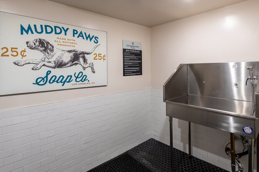 Building Photo - 11701 Gateway Blvd