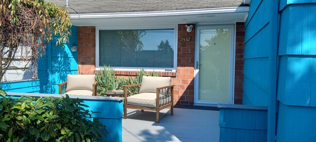 Building Photo - 11532 4th Ave NW