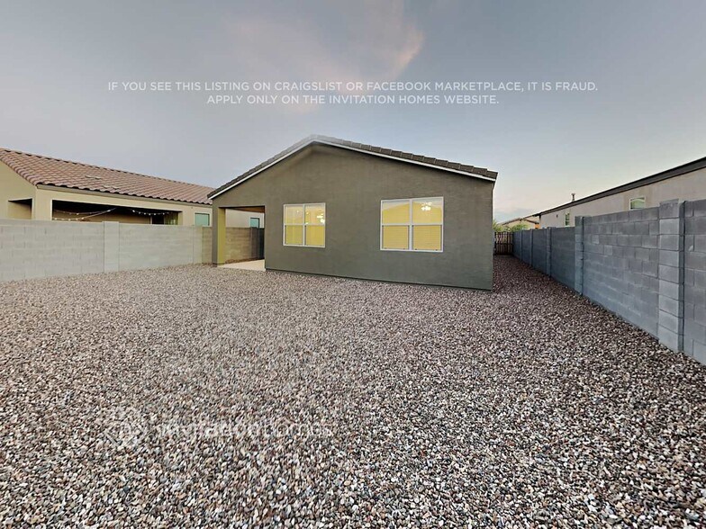 Building Photo - 4224 W Coneflower Ln