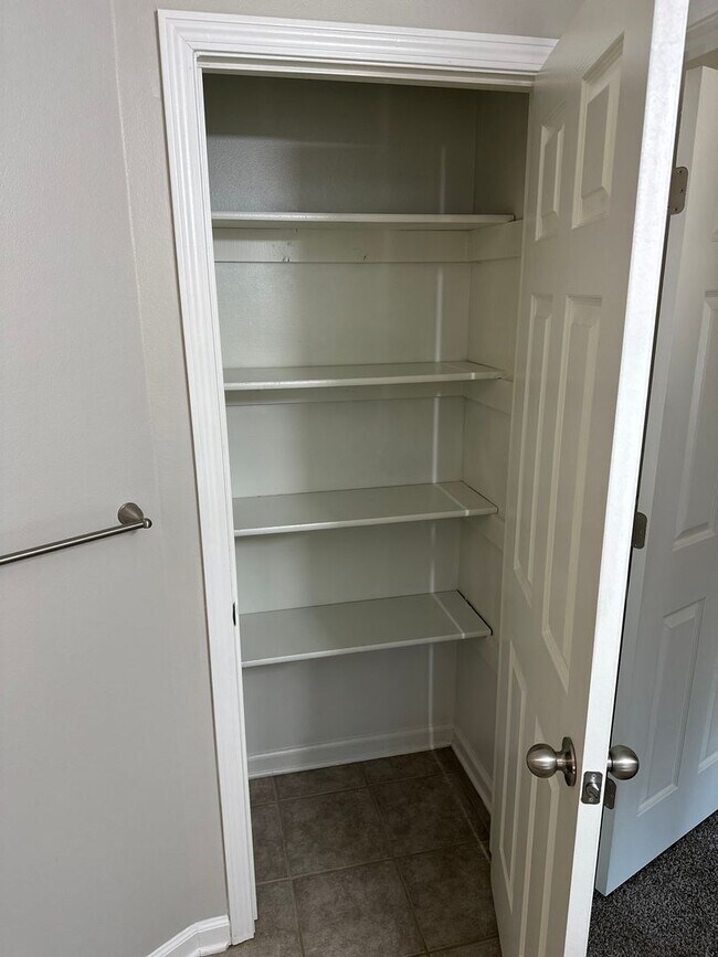 Building Photo - 3-Bedroom, 2-Bathroom Split floor plan Home for Rent in Austin, AR – Available April 2026