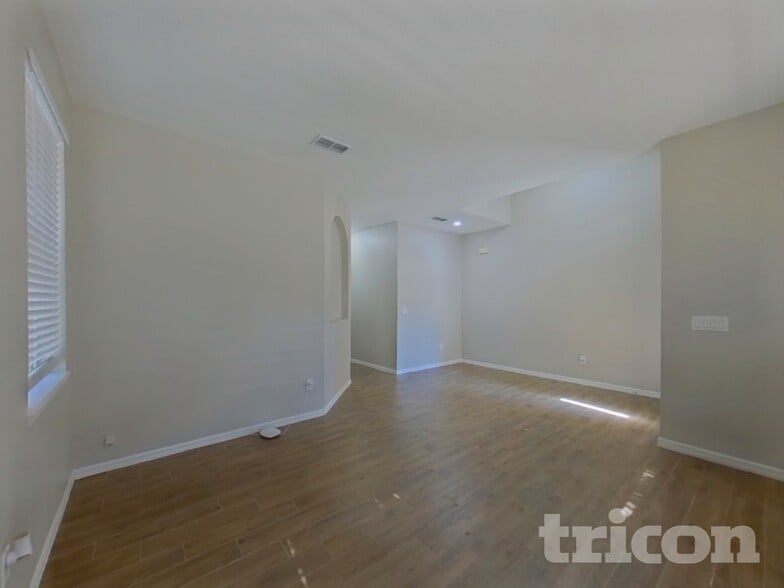 Building Photo - 502 Azalea Bloom Dr
