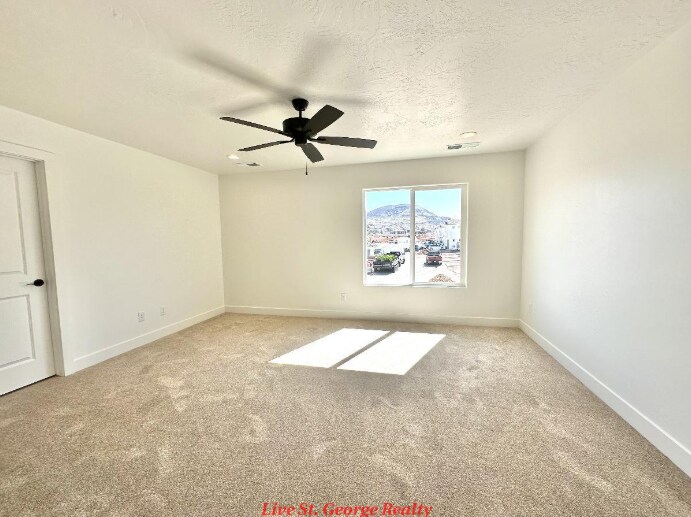 Building Photo - 345 N 2480 W