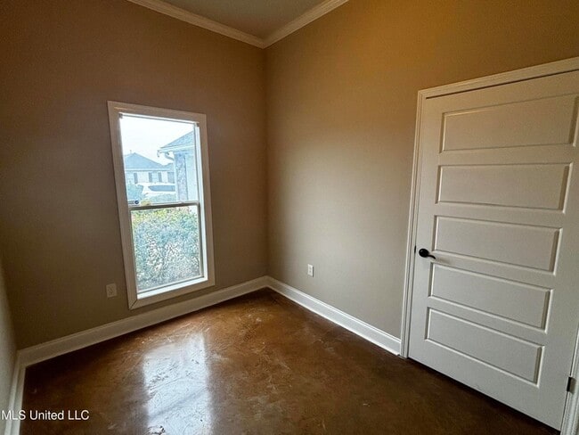 Building Photo - 221 Greenfield Ridge Dr