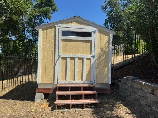 Building Photo - Wonderful 3 bedroom 2 bath, Two story home in S. Walnut Creek, Lakewood community!