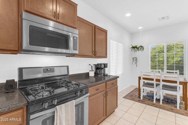 Building Photo - 7566 W Congressional Way