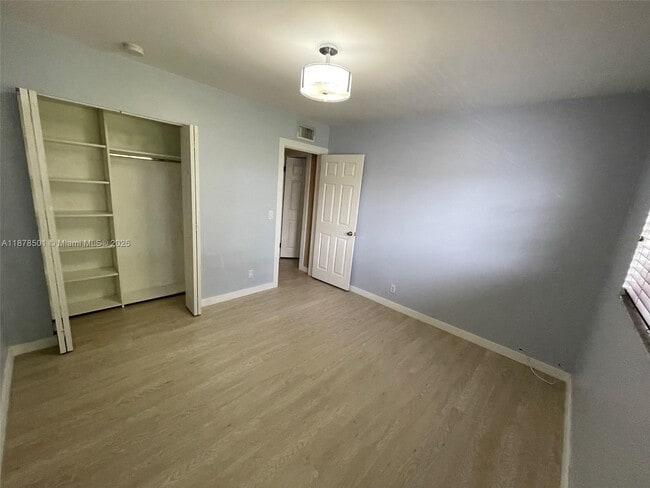 Building Photo - 8054 Camino Ct
