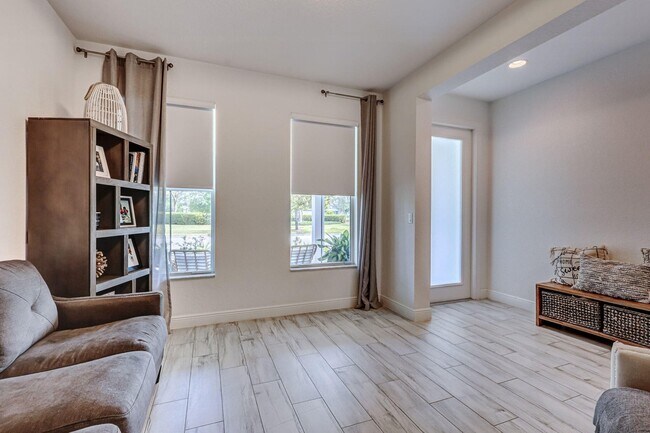 Building Photo - 19742 Split Rail Run