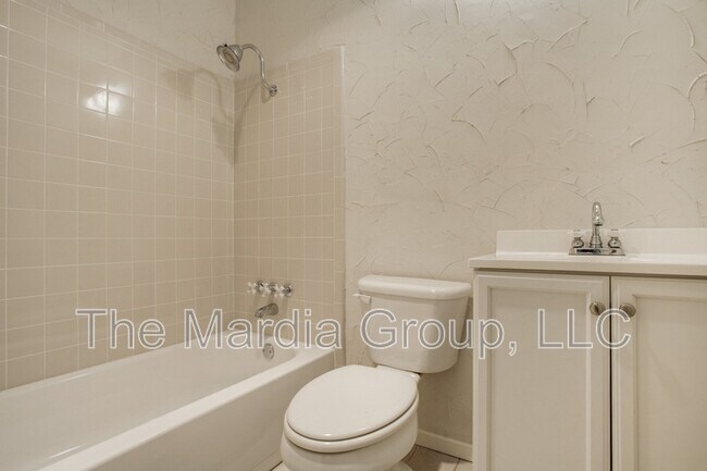 Building Photo - 1433 Virgie Joe Dr