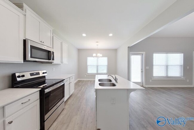 Building Photo - 11440 Crimson Ridge Rd