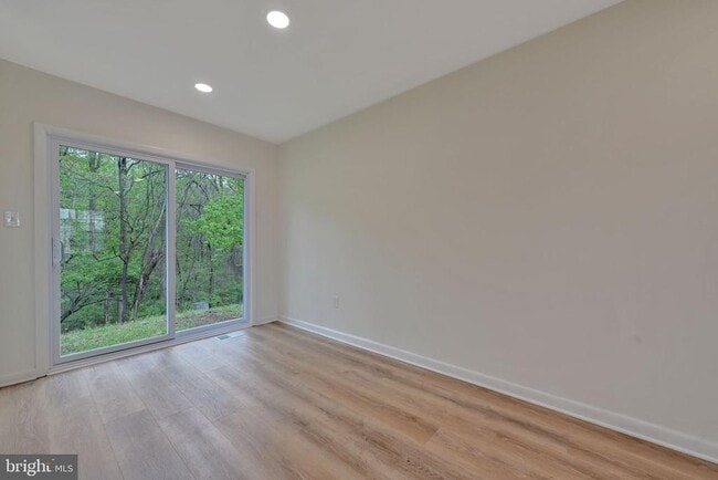 Building Photo - 6809 Sisalbed Dr