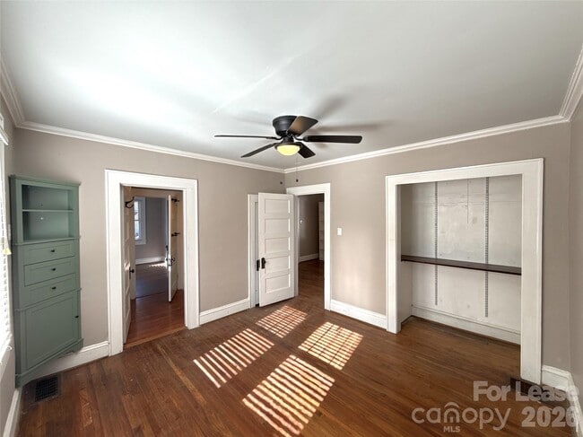 Building Photo - 1624 Club Rd