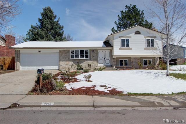 Primary Photo - 6233 W Caley Ave