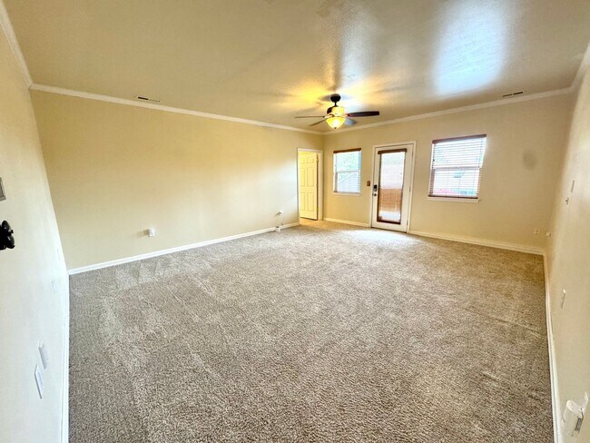 Building Photo - 2-Bed 2 bath Gig Harbor Retreat w/ Sauna &...