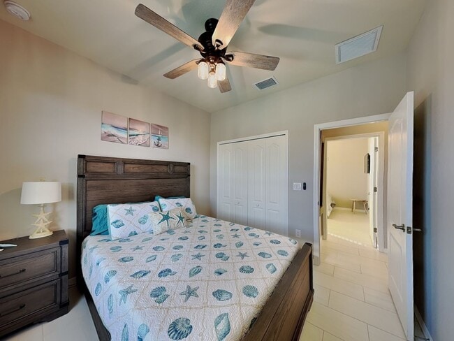 Building Photo - 11280 Reflection Isles Blvd