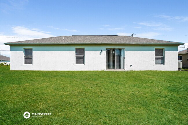 Building Photo - 2050 NW 7th Terrace