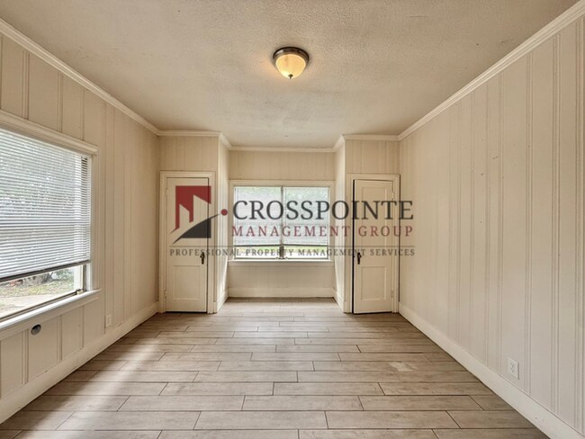 Building Photo - Beautiful 4 bedroom 2 bath home in the heart of Tyler!