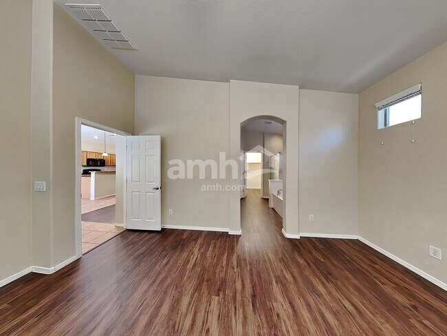 Building Photo - 10297 W Los Gatos Dr