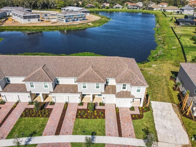 Building Photo - 3588 Landing Net Dr