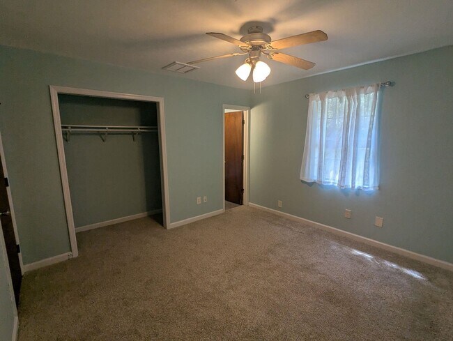 Building Photo - 4256 Carrington Ct