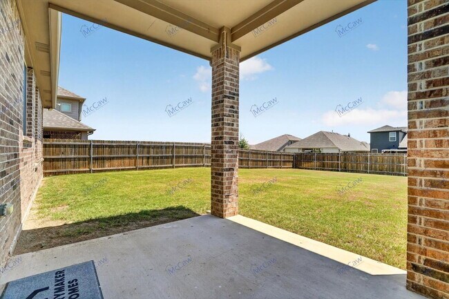 Building Photo - 620 Godley Rnch