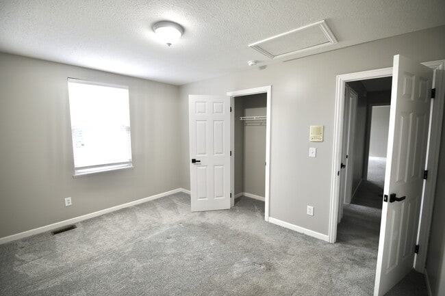 Building Photo - 7543 Ashley Meadow Dr