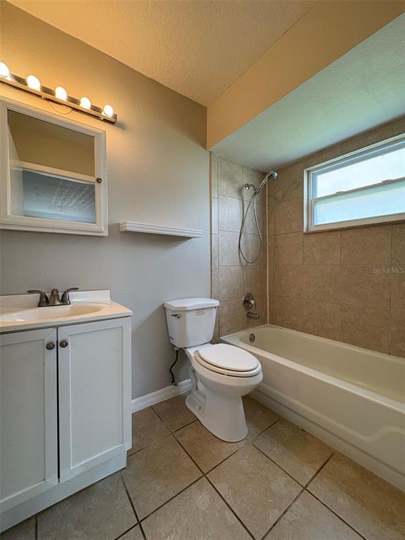 Building Photo - 9933 Sweepstakes Ln