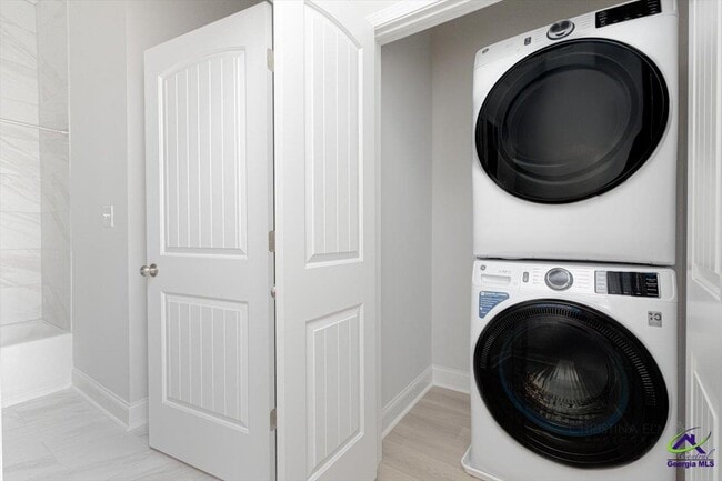 Building Photo - 1009 Northside Dr