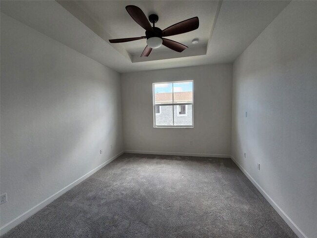 Building Photo - 11890 NW 47th Manor