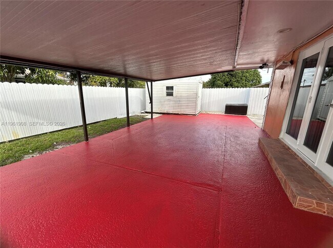 Building Photo - 19102 NW 33rd Pl