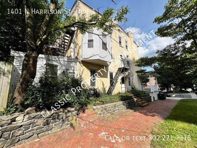 Building Photo - 1401 N Harrison St