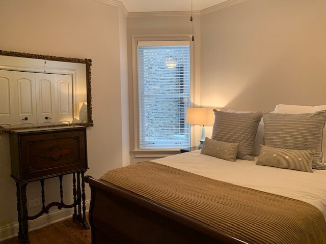 Building Photo - 1221 W Eddy St