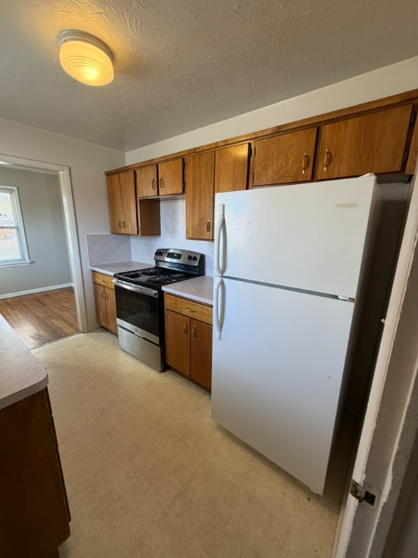 Building Photo - 289 W 19th St