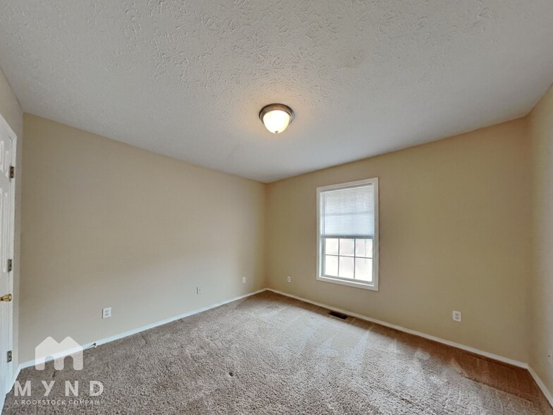 Building Photo - 409 Cottage Pl