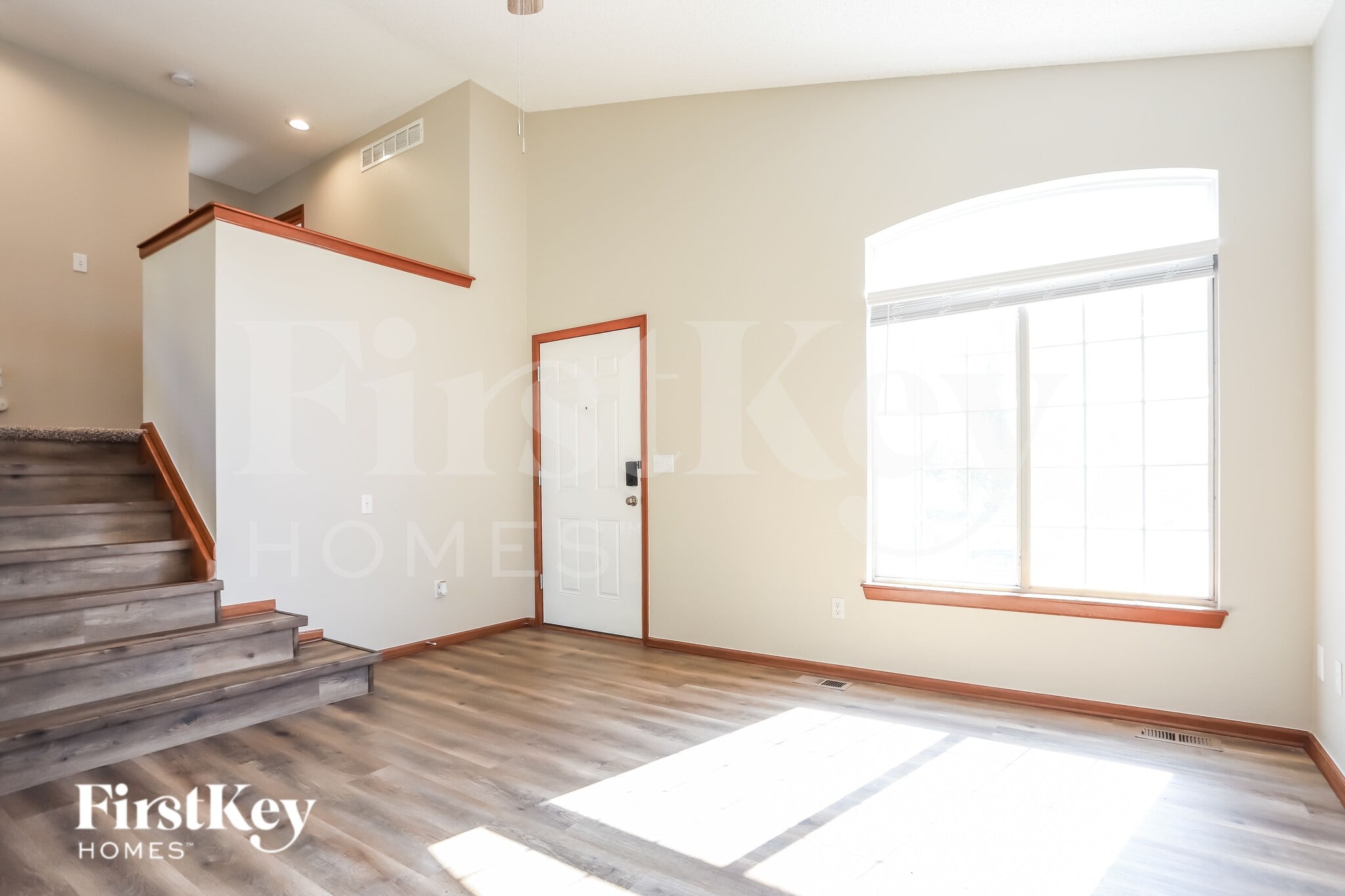 Building Photo - 8870 Clover Meadow Ln