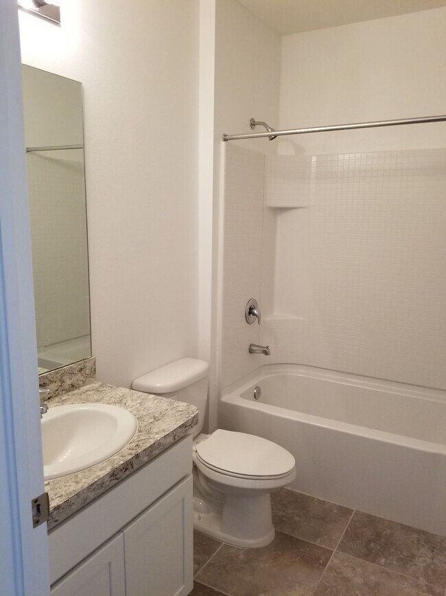 Building Photo - There’s No Place Like This 2-Story 3 BR, 2.5 BA Hidden River Townhome!