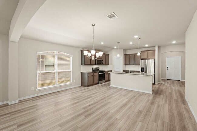 Building Photo - 1164 Kennesaw Dr