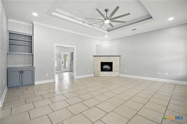 Building Photo - 4005 Midway Dr