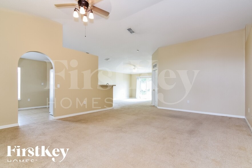 Building Photo - 3634 Queens Cove Blvd