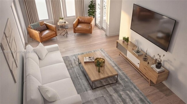 Building Photo - 824 SE 12th Ct