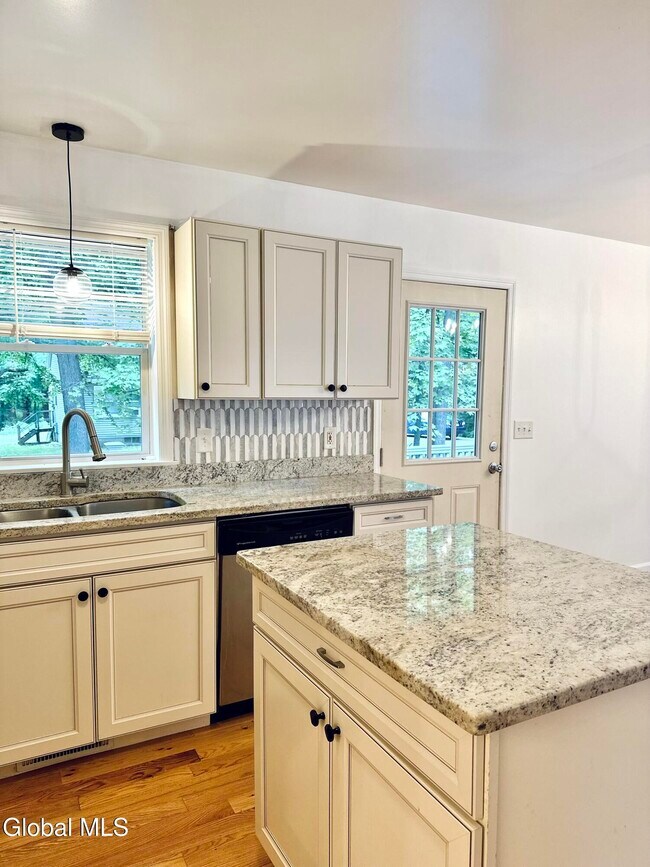 Building Photo - 21 Loughberry Rd