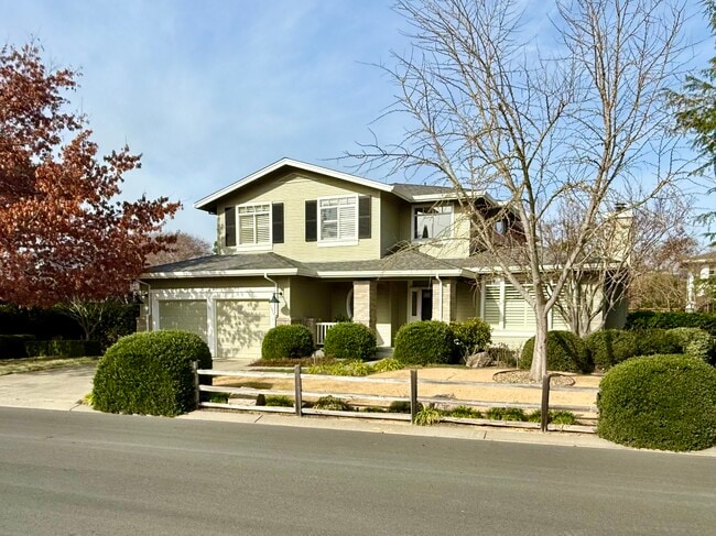 Building Photo - 1876 Heritage Way