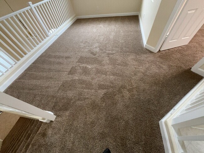 Building Photo - HOLIDAY SPECIAL! SIGN YOUR LEASE BY 12.31.25 AND RECEIVE THE FIRST 2 WEEKS RENT FREE!! This beaut...