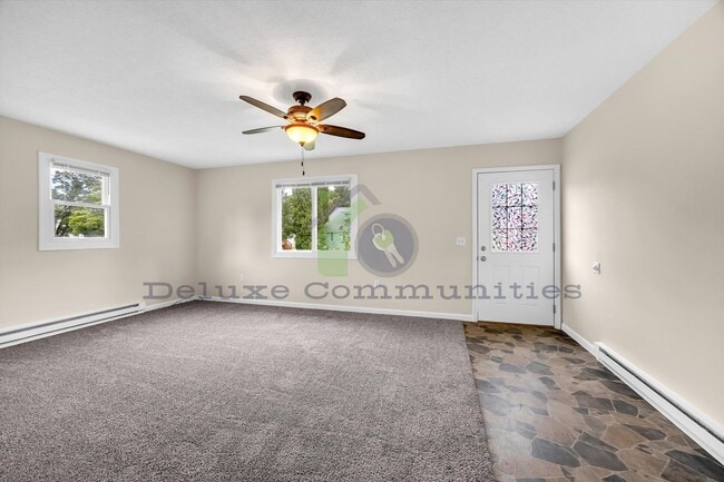 Building Photo - Darling 2 Bedroom Home in Middleville