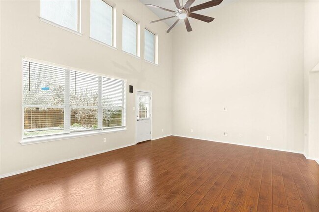 Building Photo - 506 Bluehaw Dr