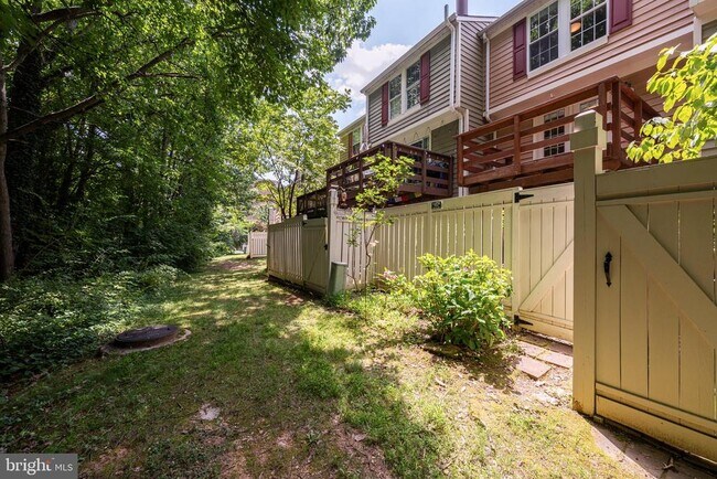 Building Photo - 1931 Belmont Ridge Ct