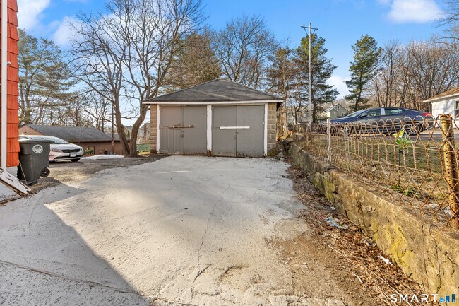 Building Photo - 153 Funston Ave